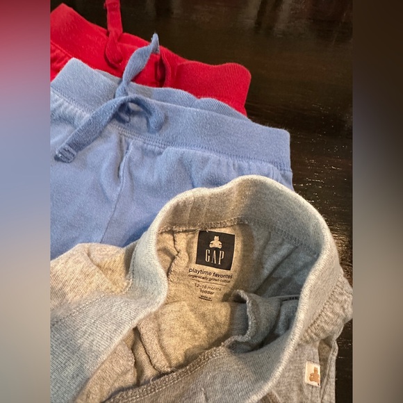 Gap + Awesome Sweatpants - Picture 6 of 6